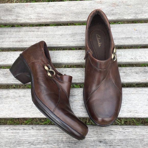 clarks shoes size 8.5
